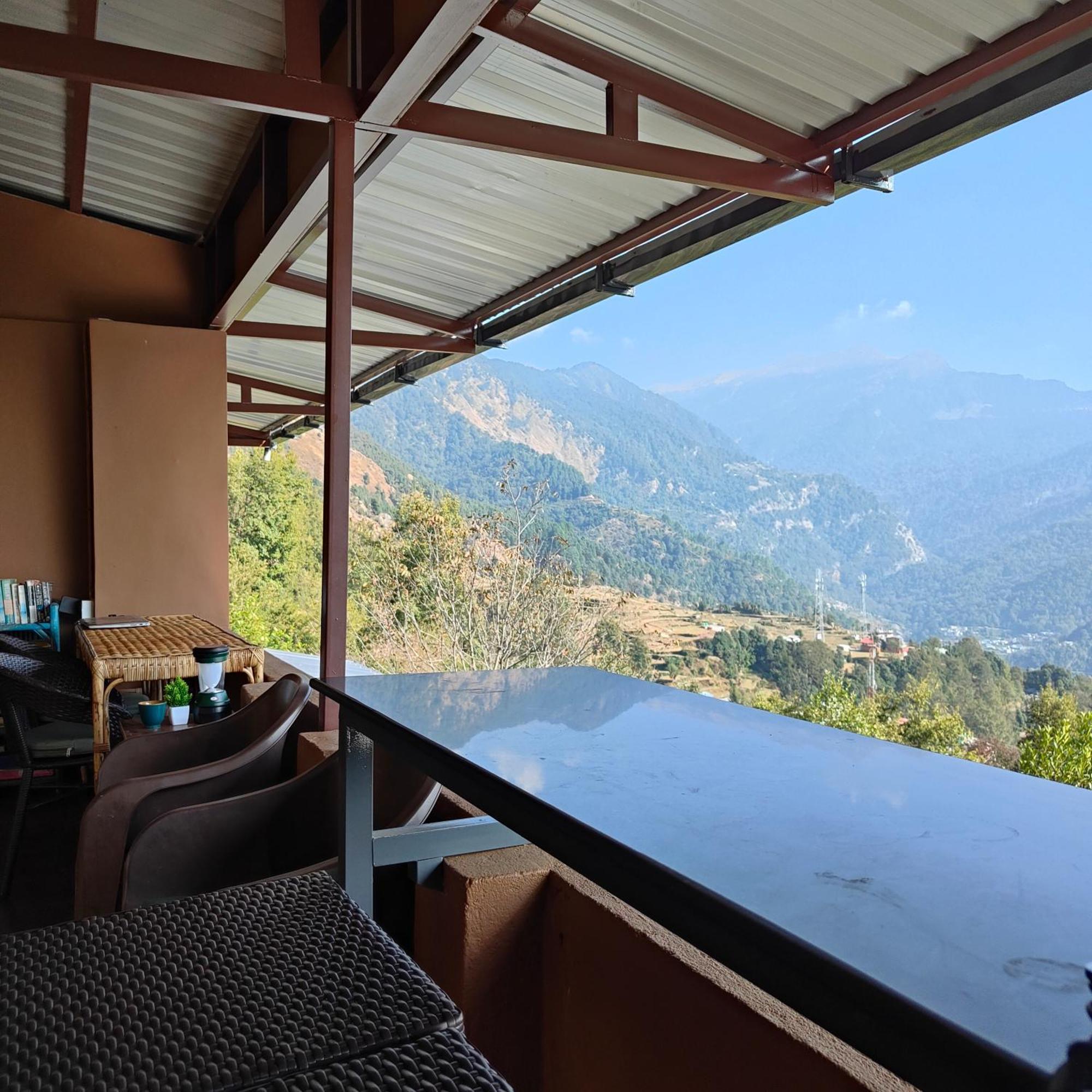 Вилла Cafe Buransh Sari Экстерьер фото